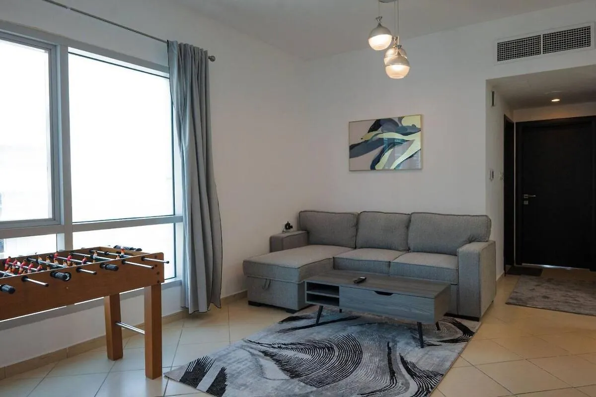 Stylish 1 Bedroom Apt At Marina With Stunning View Dubai Apartment