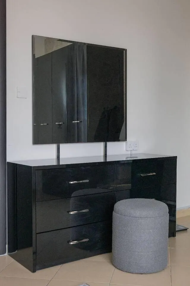 Stylish 1 Bedroom Apt At Marina With Stunning View Dubai Apartment