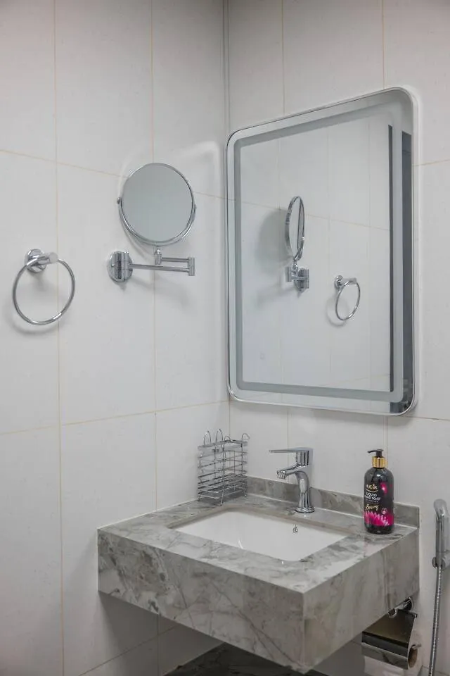 Stylish 1 Bedroom Apt At Marina With Stunning View Dubai United Arab Emirates