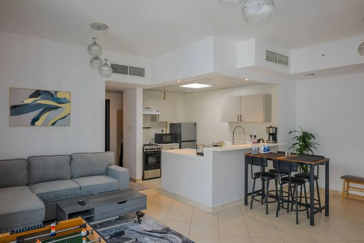 Stylish 1 Bedroom Apt At Marina With Stunning View Dubai United Arab Emirates